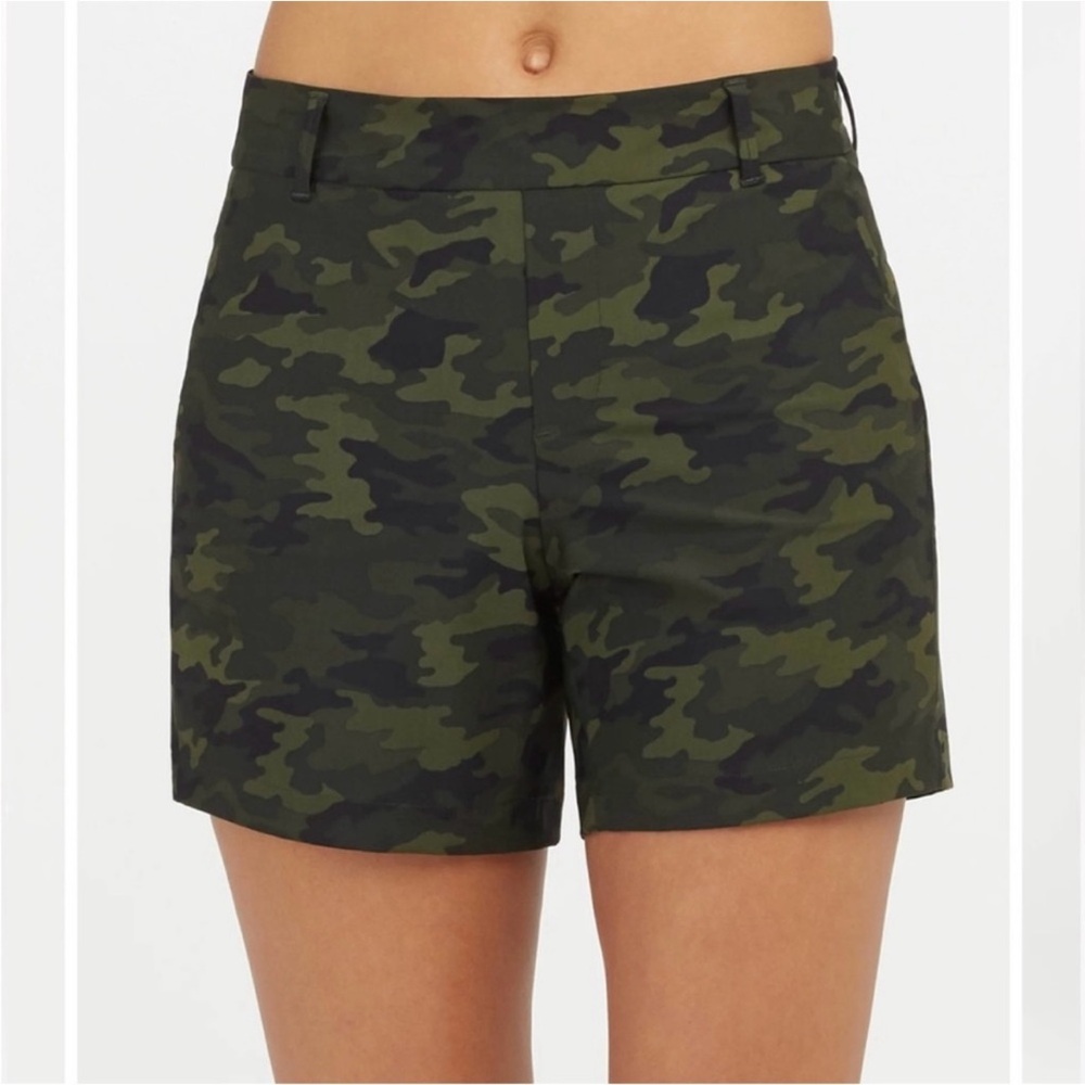 Spanx Sunshine Shorts 6” Green Camo